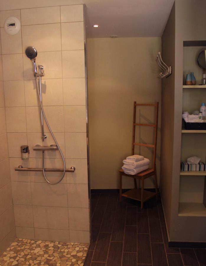เล รีฟ เดอ ลา ทรอน Bed & Breakfast Mer ภายนอก รูปภาพ