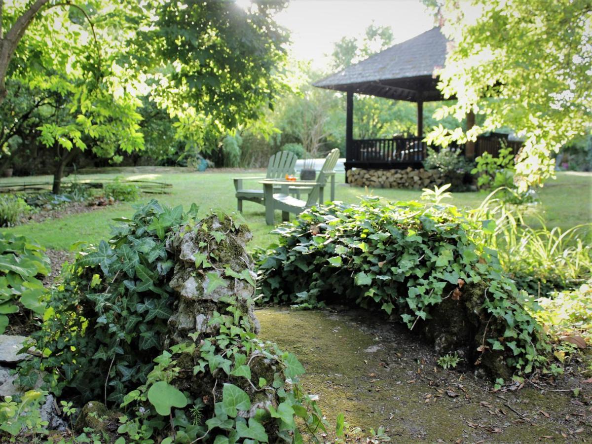 เล รีฟ เดอ ลา ทรอน Bed & Breakfast Mer ภายนอก รูปภาพ