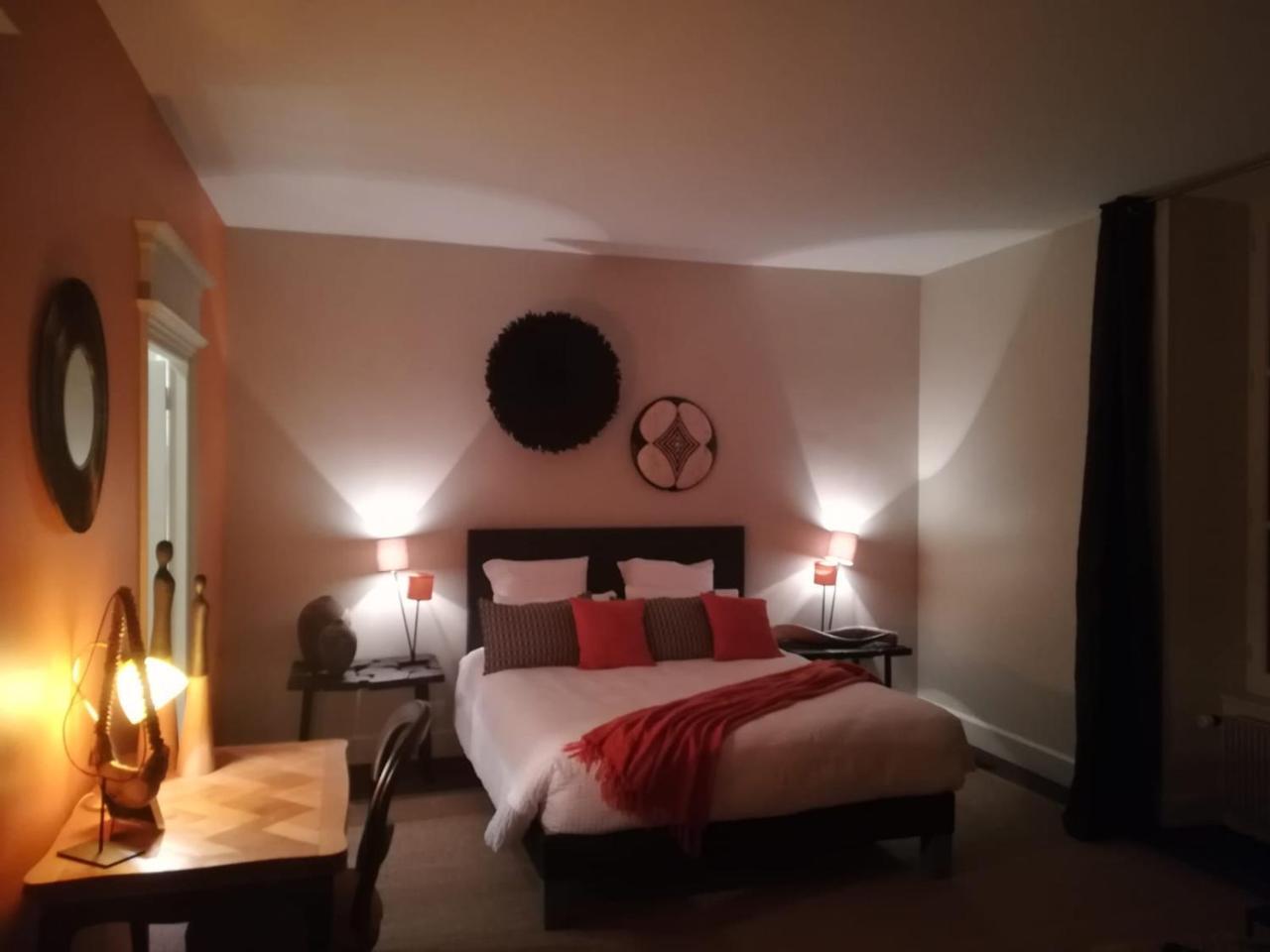 เล รีฟ เดอ ลา ทรอน Bed & Breakfast Mer ภายนอก รูปภาพ