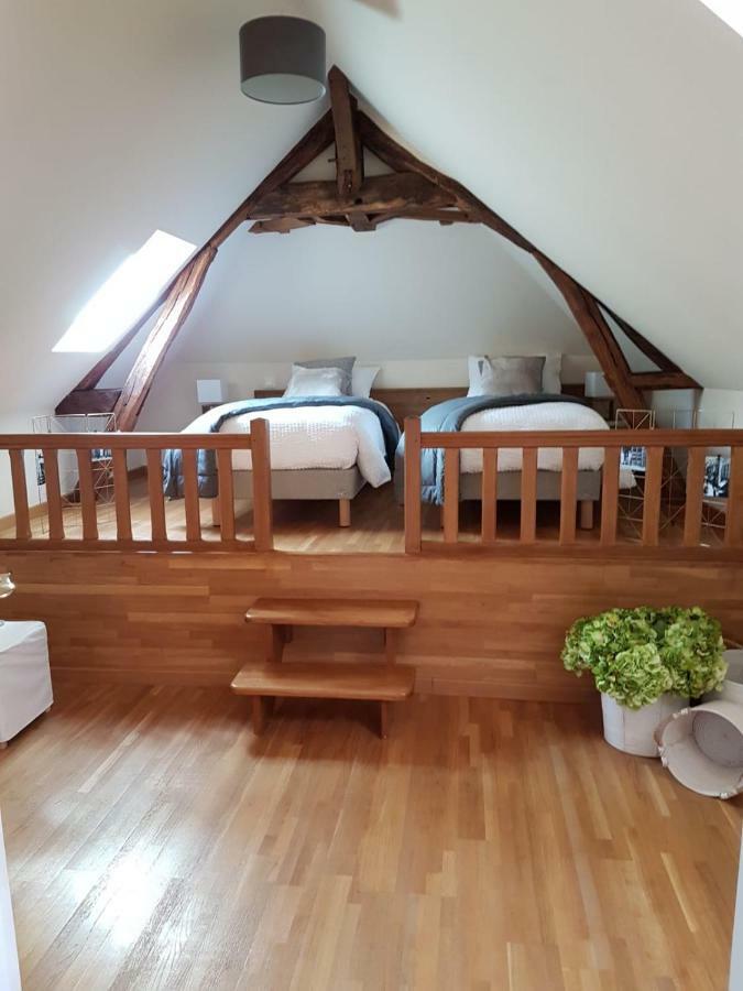 เล รีฟ เดอ ลา ทรอน Bed & Breakfast Mer ภายนอก รูปภาพ