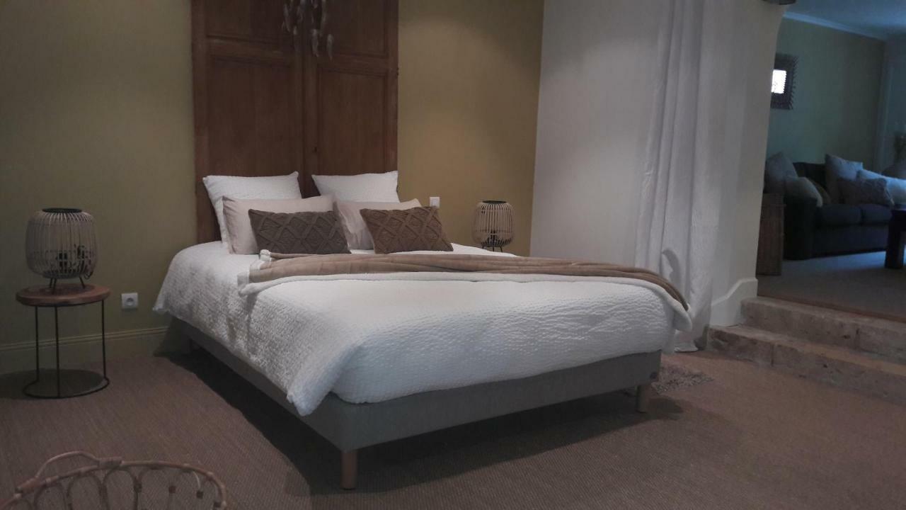 เล รีฟ เดอ ลา ทรอน Bed & Breakfast Mer ภายนอก รูปภาพ